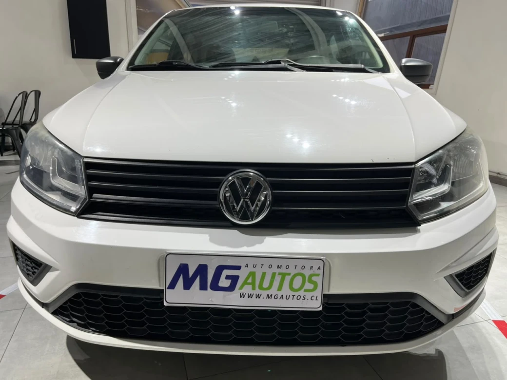 imagen 0 de vehiculo con id 2215